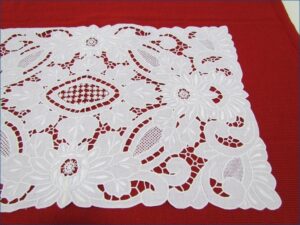 Completo 4 pz. rett. 18/24/54 -ricamato | Arredo casa